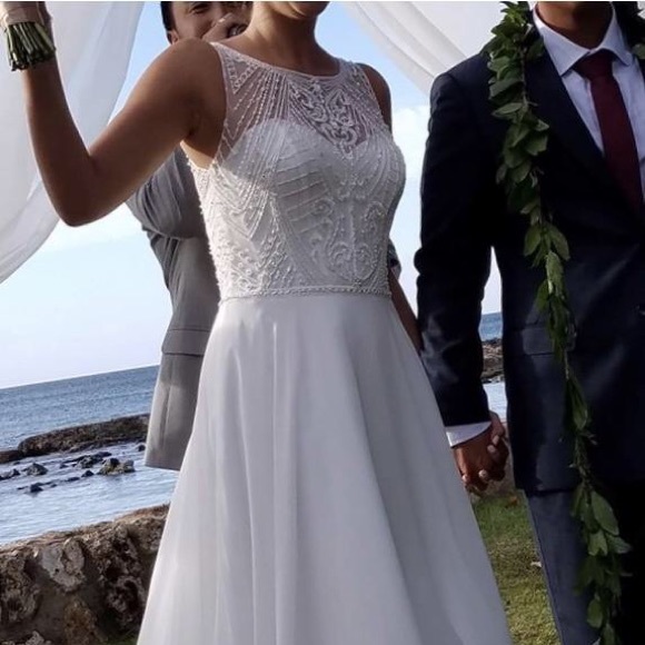 Wedding dress